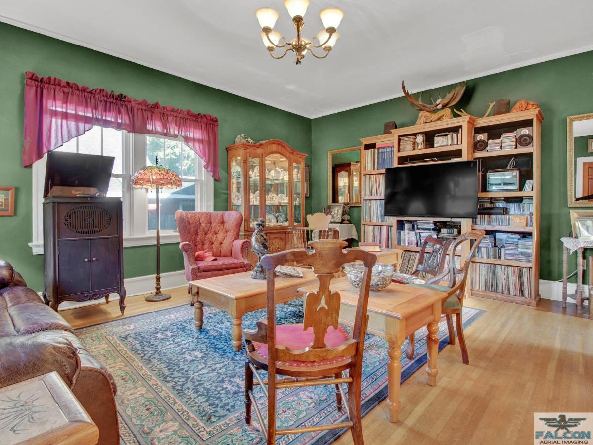 Robins Nest Bed & Breakfast Cody Exterior foto
