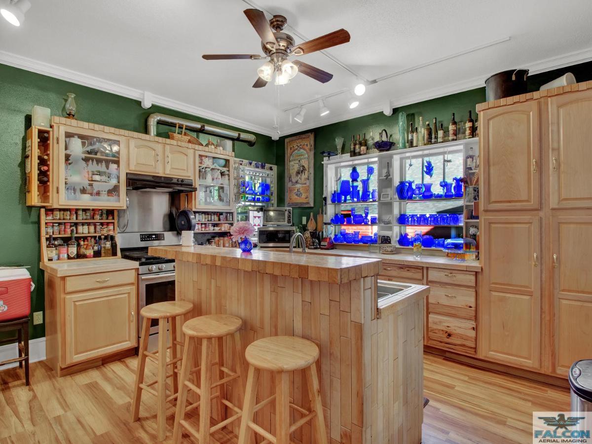 Robins Nest Bed & Breakfast Cody Exterior foto